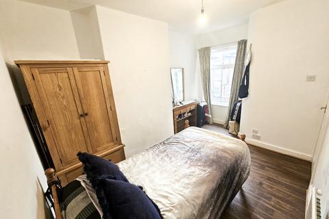 33 Albert Avenue, Manchester, M18 7JX