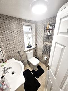 33 Albert Avenue, Manchester, M18 7JX
