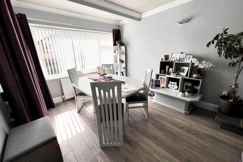 3 bedroom semi-detached house for sale, Castlewood Road, Salford, M7