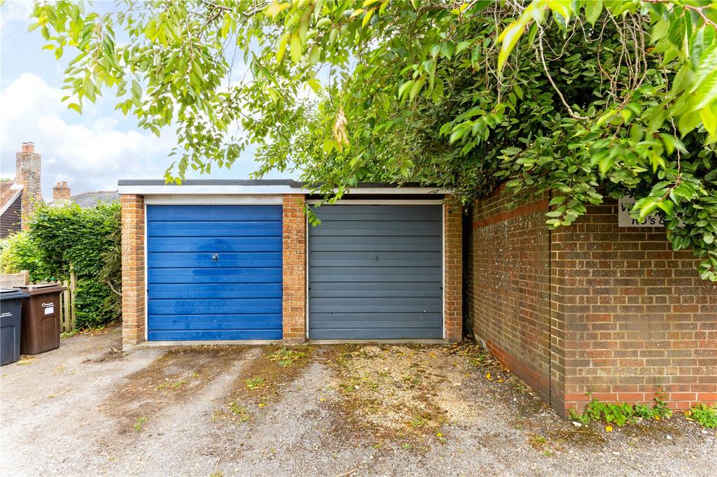 Garaging