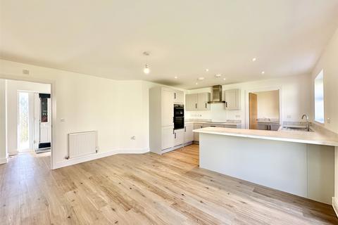 3 bedroom bungalow for sale, Estuary Avenue, Appledore, Bideford, Devon, EX39