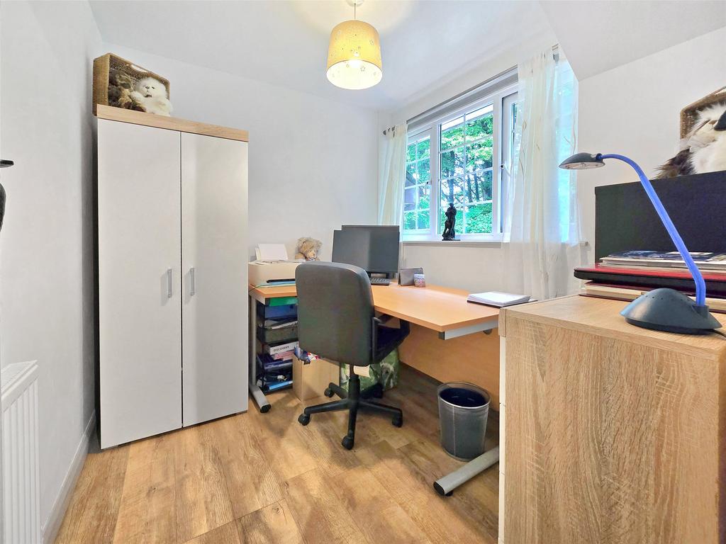 Bedroom 3/Office