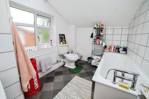3 bedroom terraced house for sale, Hornscroft Road, Chesterfield S44