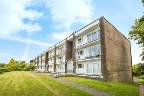 2 bedroom apartment for sale, Eastwood Court, Halifax HX3