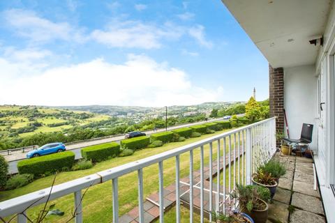 2 bedroom apartment for sale, Eastwood Court, Halifax HX3