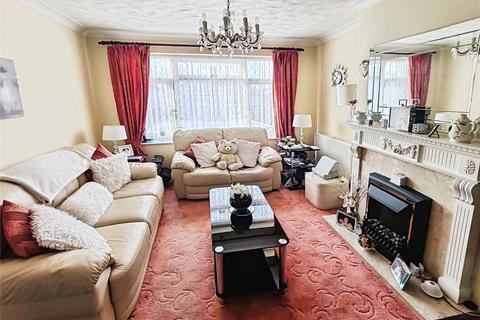 3 bedroom semi-detached house for sale, Crestway, Kent ME5