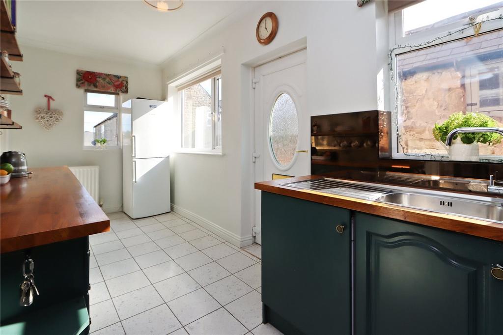 Kitchen Pic 3
