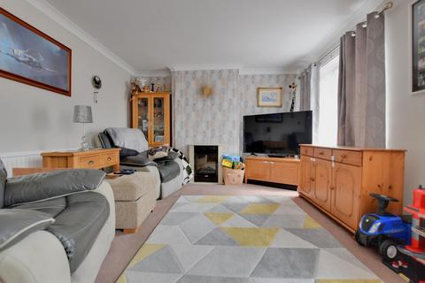 3 bedroom terraced house for sale, Colchester Road, Heybridge