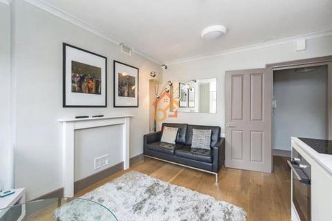 1 bedroom flat to rent, Cleveland Residences, 4-6 Cleveland Street, London W1T