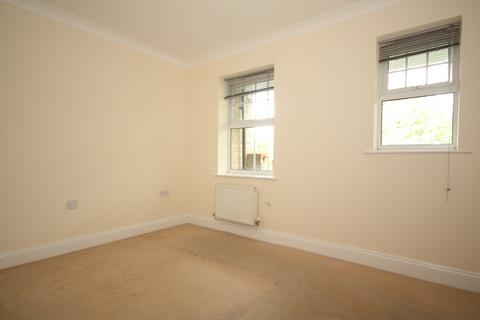 2 bedroom flat for sale, Maybury Road, Woking GU21