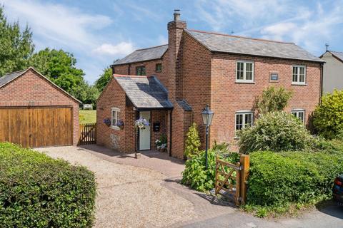 4 bedroom detached house for sale, City Road, High Wycombe HP14