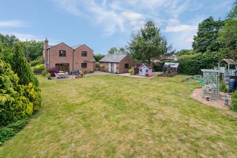 4 bedroom detached house for sale, City Road, High Wycombe HP14