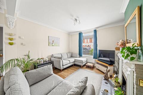 2 bedroom semi-detached house for sale, Hatfield Road, Ipswich, IP3