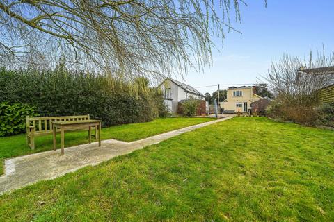 Grove Road, Woodbridge, IP12