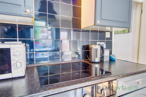 undefined, High Street, Chesterfield S43