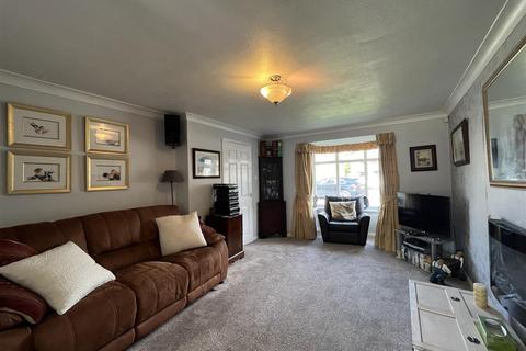 20 Bourbon Close, Bradford, BD6 1SN