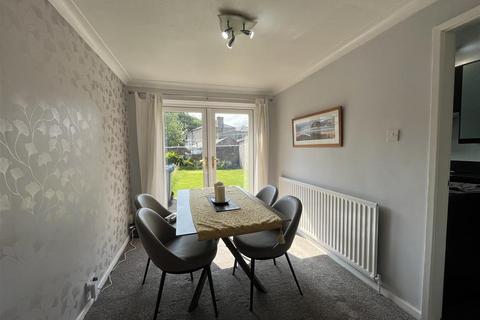 20 Bourbon Close, Bradford, BD6 1SN