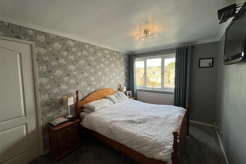20 Bourbon Close, Bradford, BD6 1SN