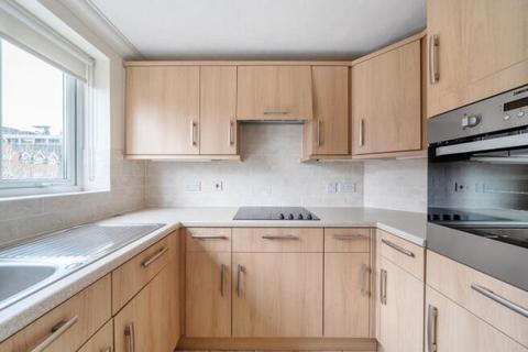 undefined, Grove Road, Woking GU21