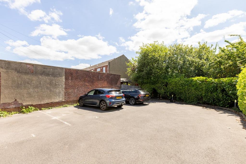 Flat 5 duchess car park space-2.jpg