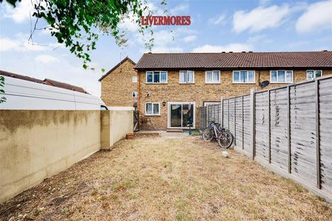 Falcon Close, Dartford