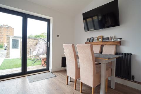 19 Barrington Close, Swindon, SN3 6HF
