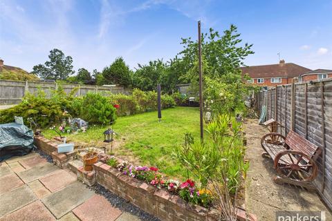 57 Lamerton Road, Reading, RG2 8AS