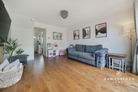 34 Diligent Drive, Milton Regis, Sittingbourne, ME10 2LQ