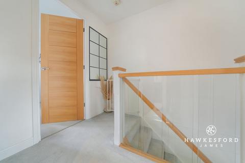 34 Diligent Drive, Milton Regis, Sittingbourne, ME10 2LQ