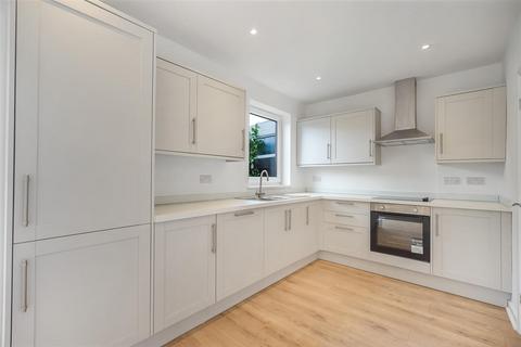 3 bedroom semi-detached house for sale, Washington Avenue, Darlington