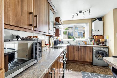 115 Boarshaw Road, Middleton, Manchester, M24 6AP
