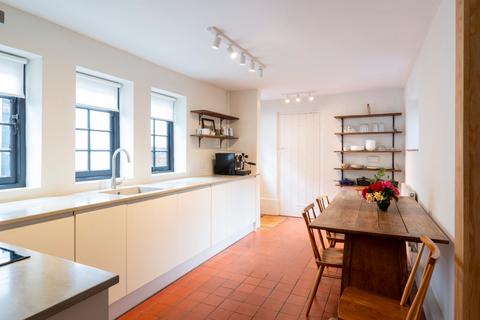 4 bedroom end of terrace house for sale, Village Road, Denham Village, Bucks