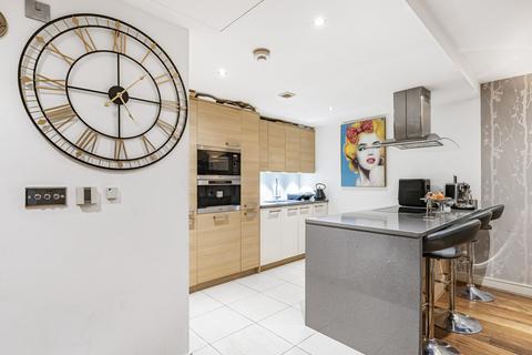 4 bedroom apartment for sale, Lensbury Avenue, Fulham, SW6