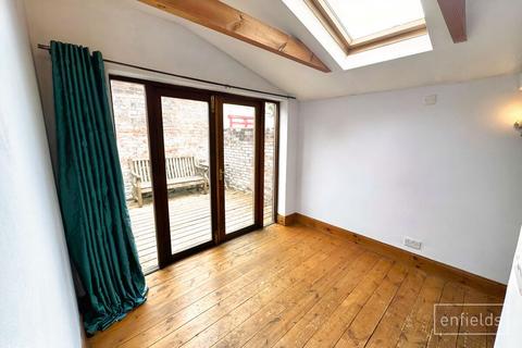 24 Earls Road, Southampton, SO14 6SH