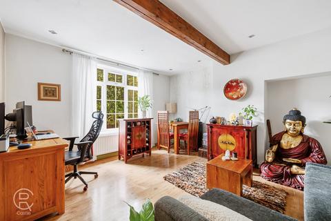 undefined, Westcott Crescent, London, W7