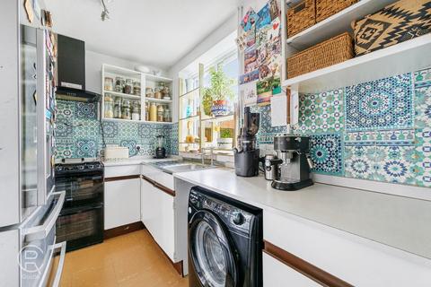 undefined, Westcott Crescent, London, W7