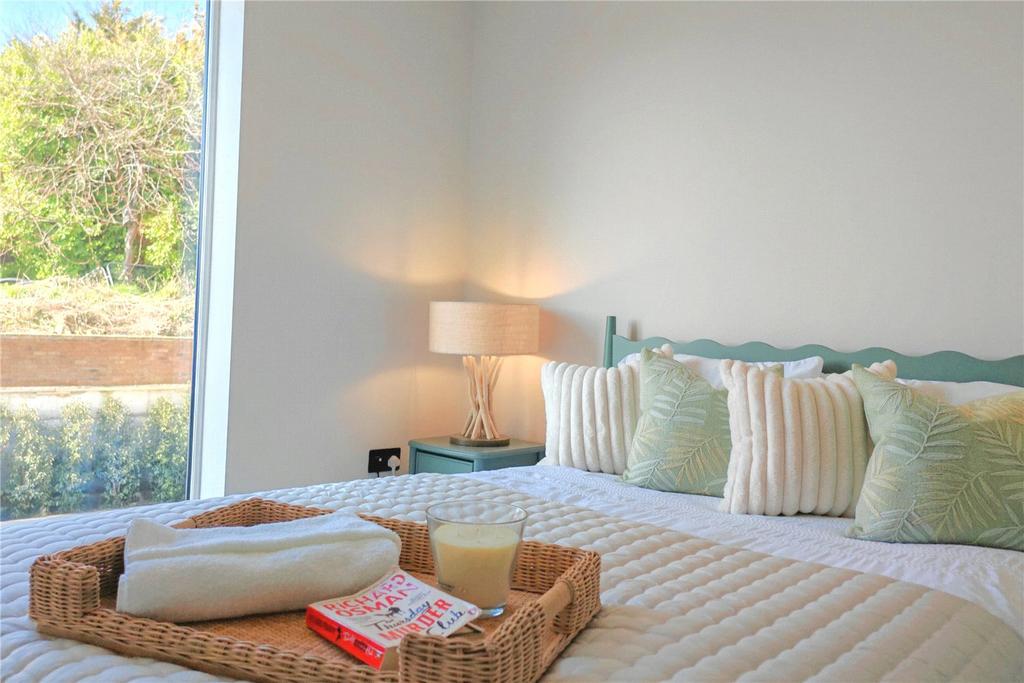 Bedroom 2 Cameo