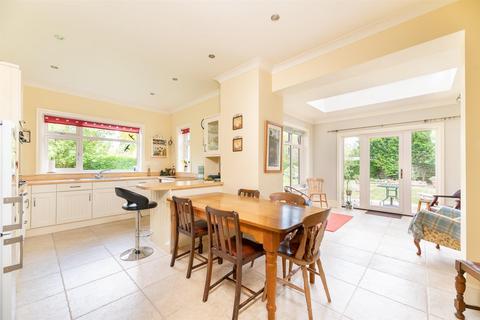 4 bedroom detached house for sale, The Avenue, Norton