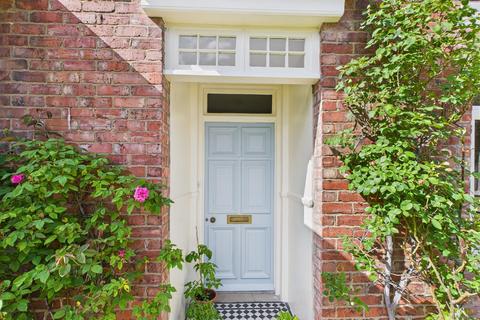 4 bedroom detached house for sale, The Avenue, Norton