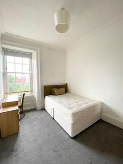 4 bedroom flat to rent, Roseangle, West End DD1