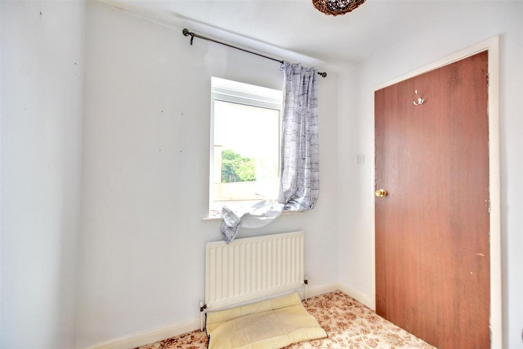 Bedroom 2 2.jpeg