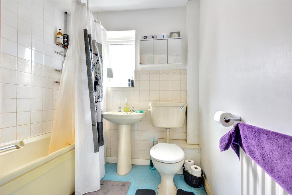 Bathroom.jpeg