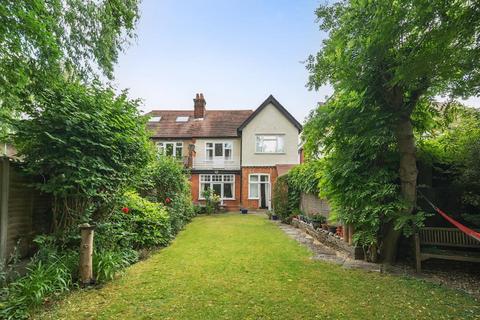 undefined, Lyndhurst Avenue,  Mill Hill,  NW7