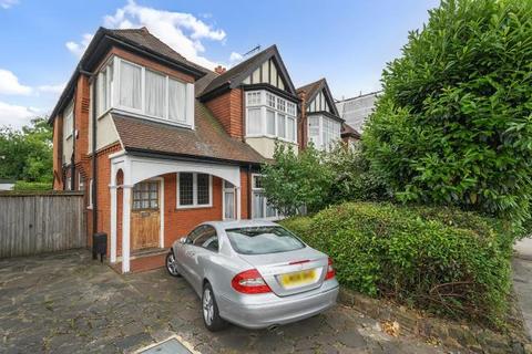 Lyndhurst Avenue, London