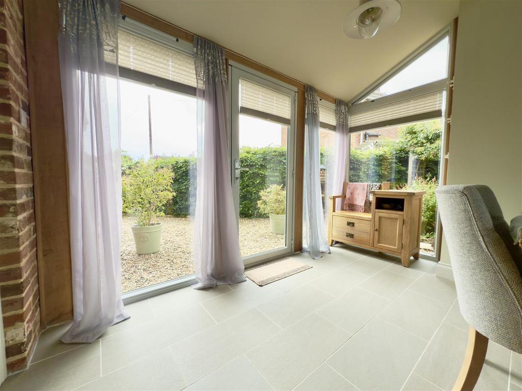 Full height glazing