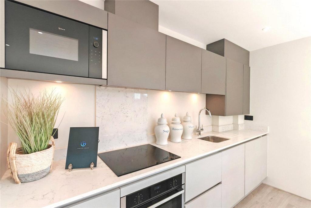 Kitchen Cameo