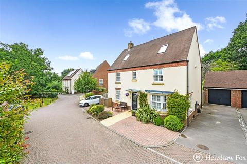 undefined, Magnolia Walk, Romsey, Hampshire