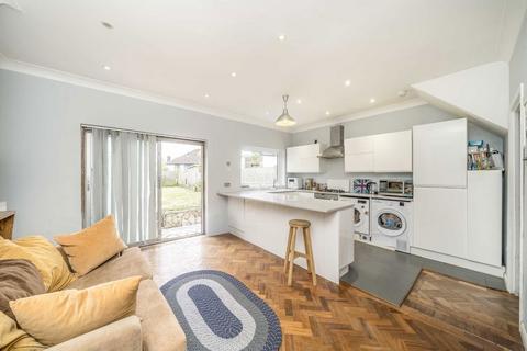 4 Rockhampton Close, London, SE27 0NG