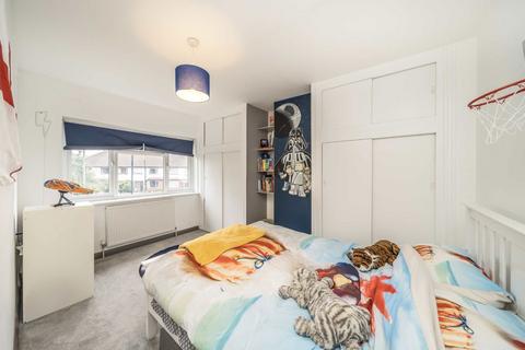 4 Rockhampton Close, London, SE27 0NG