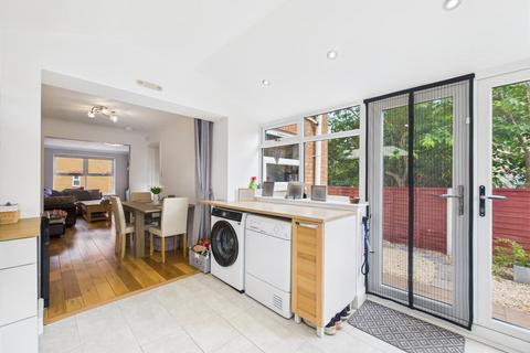 37 Baker Crescent, Lincoln, LN6 0RN